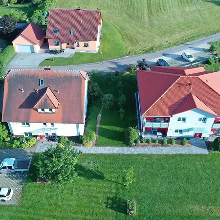 Landgasthaus Hofmann 3*