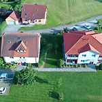 Landgasthaus Hofmann 3*