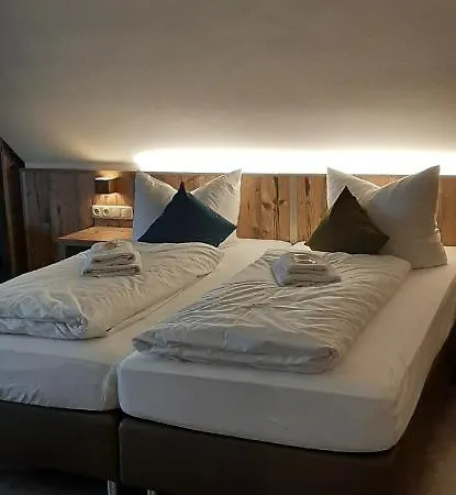 Pensión Landgasthaus Hofmann 3*