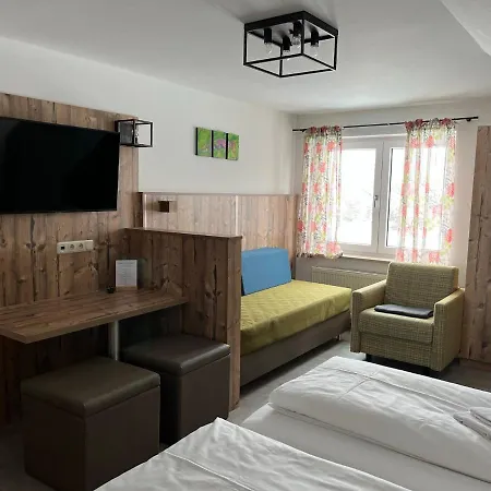 Landgasthaus Hofmann Pensión 3*