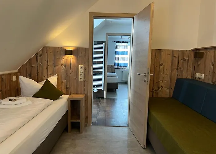 Landgasthaus Hofmann 3*
