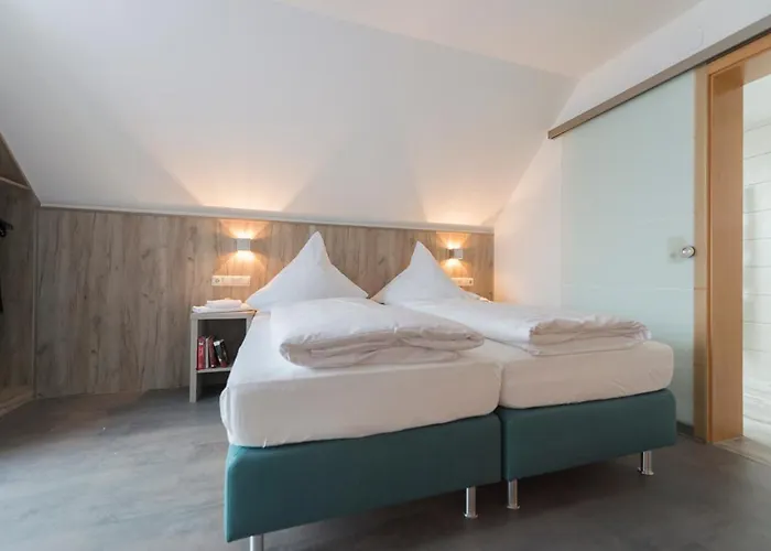 Landgasthaus Hofmann 3*